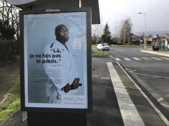 Affiche publicitaire Institut Imagine Teddy Riner - Appel aux dons - abris bus